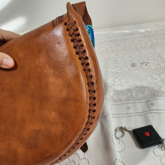 Hand-made Mexican leather bag - Picture 9 of 9